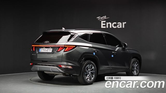 Hyundai Tucson NX4, гибрид Inspiration 2WD - фото 1