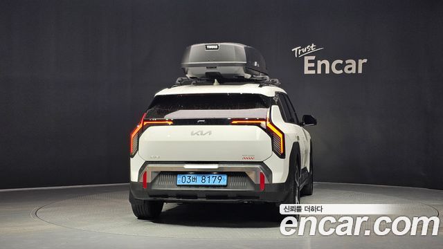 Kia EV3 Long Range 2WD Earth - фото 3