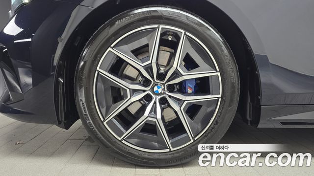 BMW 5-Series G60 520i M Sport - фото 3