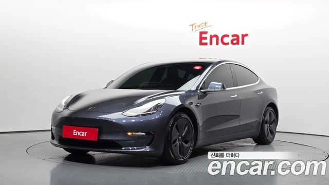 Tesla Model 3 Long Range AWD - фото 0