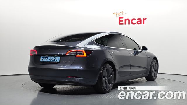 Tesla Model 3 Long Range AWD - фото 1