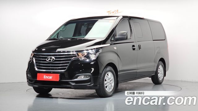 Hyundai Starex Новый Van 5-Seater Modern - фото 0