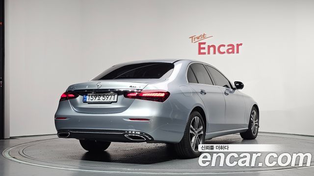 Mercedes-Benz E-Class W213 E350 4MATIC Avantgarde - фото 1