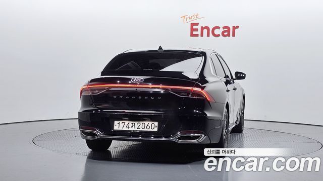 Hyundai Grandeur Новый IG 3.0 LPi Rent Car Premium - фото 3