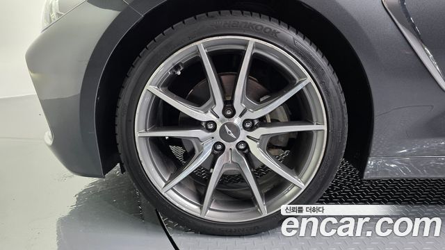 Genesis G70 2.0T Supreme - фото 4