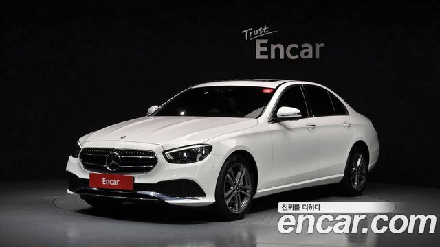 Mercedes-Benz E-Class W213 E350 4MATIC Avantgarde - фото 0