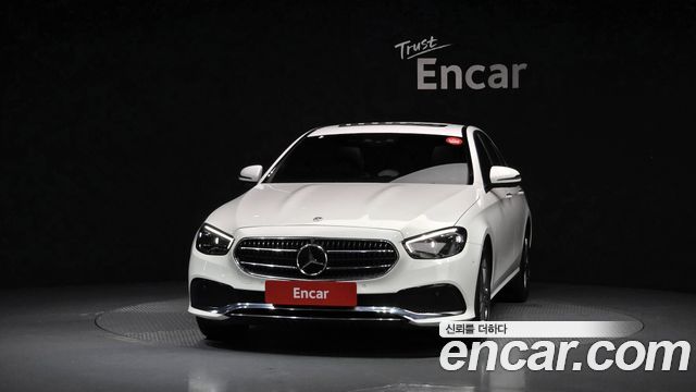 Mercedes-Benz E-Class W213 E350 4MATIC Avantgarde - фото 2