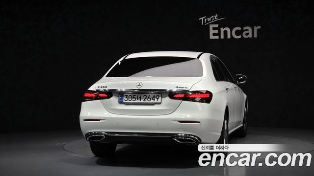 Mercedes-Benz E-Class W213 E350 4MATIC Avantgarde - фото 3
