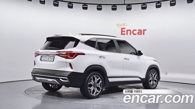 Kia Seltos Gasoline 1.6 Turbo 2WD Signature - фото 1