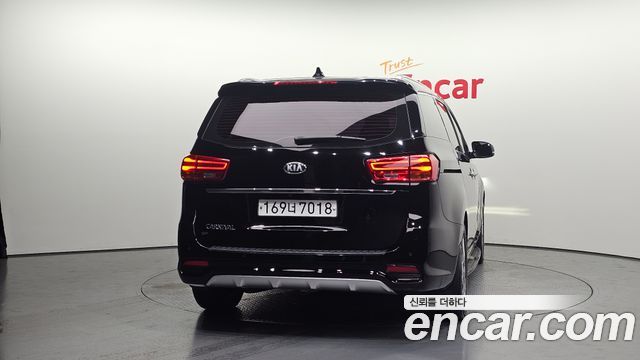 Kia Carnival Новый 9-Seater Prstige - фото 3