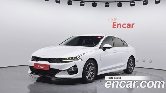 Kia K5 3-го поколения 2.0 LPI(Renter car) Trandy - фото 0