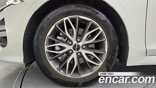 Kia K5 3-го поколения 2.0 LPI(Renter car) Trandy - фото 4