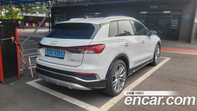 Audi Q4 e-tron F4 45 Premium - фото 3
