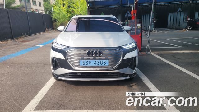 Audi Q4 e-tron F4 45 Premium - фото 4