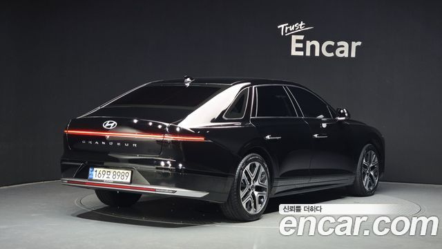 Hyundai Grandeur GN7, гибрид Premium - фото 1