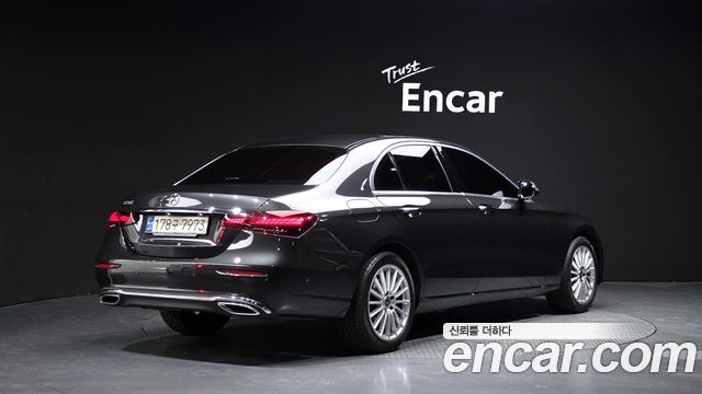 Mercedes-Benz E-Class W213 E250 Exclusive - фото 1