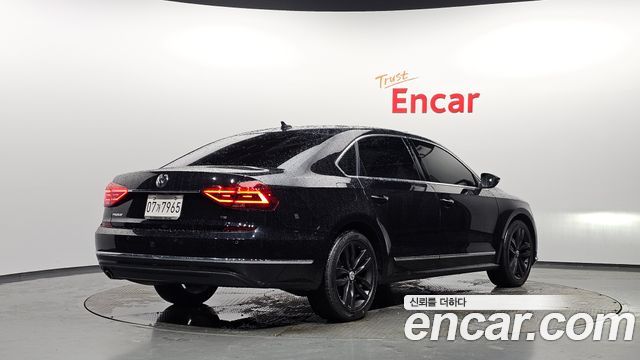 Volkswagen Passat Новый 2.0 TSI B7 - фото 1