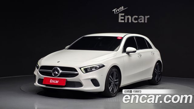 Mercedes-Benz A-Class W177 A220 Hatchback - фото 0