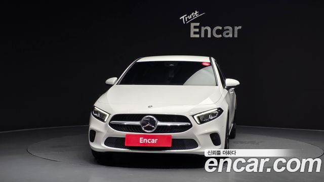 Mercedes-Benz A-Class W177 A220 Hatchback - фото 2