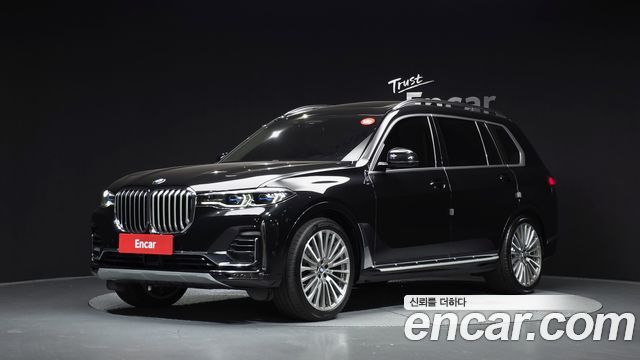 BMW X7 G07 xDrive 40i Design Pure Excellence 6-Seater - фото 0