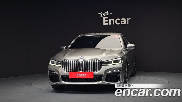BMW 7-Series G11 740i M Sport - фото 2