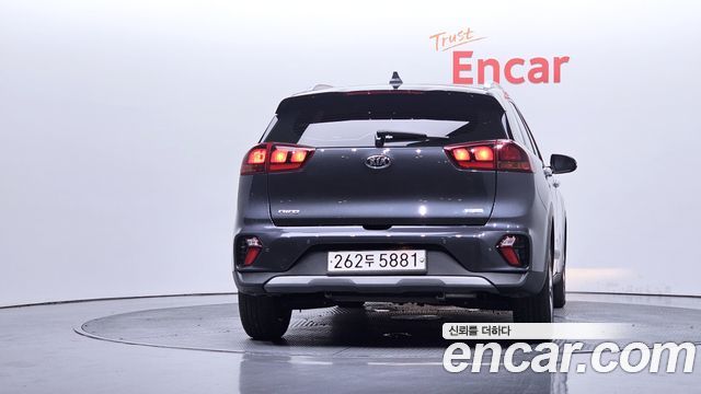 Kia Niro Новый 1.6 HEV Luxury - фото 3
