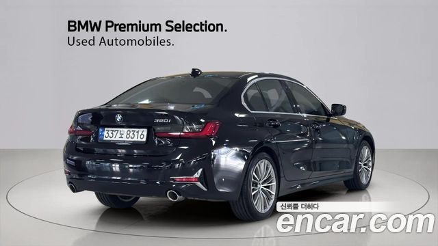BMW 3-Series G20 320i Luxury - фото 1