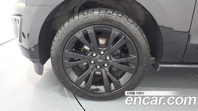 Ford Expedition Platinum 4WD 7Seater - фото 4