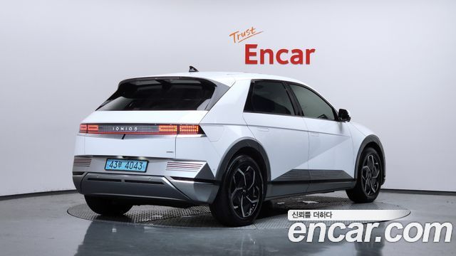 Hyundai Ioniq5 Long Range AWD Prestige - фото 1