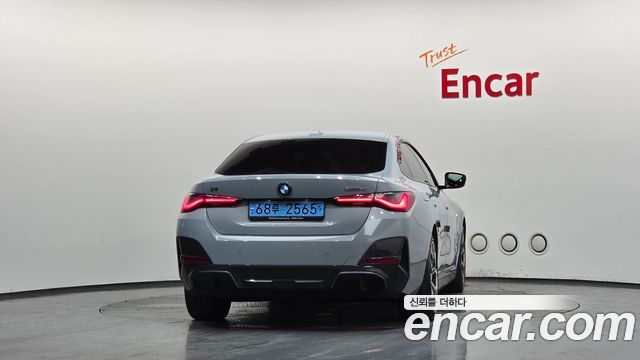 BMW i4 eDrive40 M Sports - фото 3