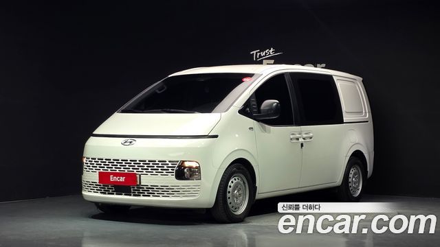 Hyundai Staria Cargo 5-Seater Smart - фото 0