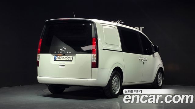Hyundai Staria Cargo 5-Seater Smart - фото 1