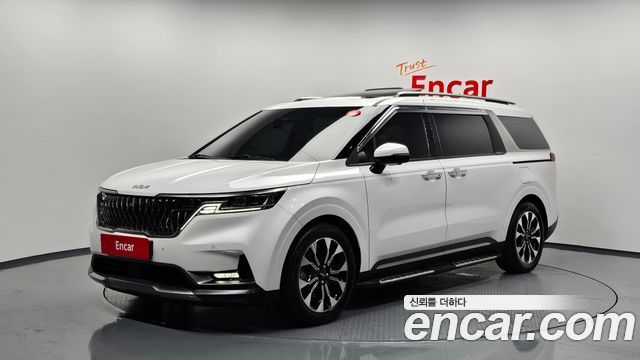 Kia Carnival 4-го поколения 9-Seater Signature - фото 0
