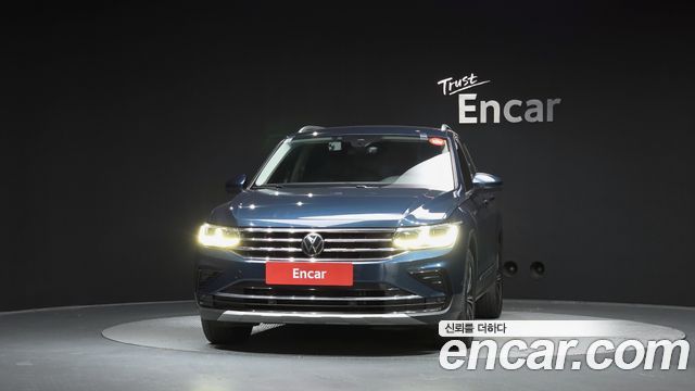 Volkswagen Tiguan 2-го поколения 2.0 TDI Premium - фото 2