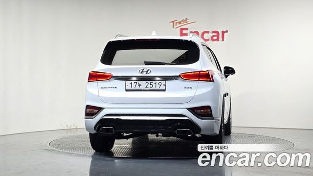 Hyundai Santafe TM Diesel 2.2 2WD Inspiraition - фото 3