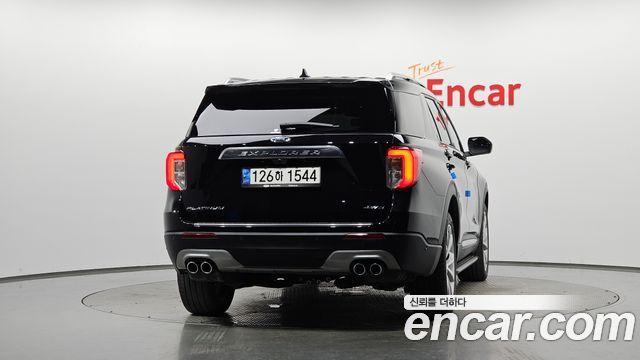 Ford Explorer 6-го поколения 3.0 Platinum 4WD - фото 3