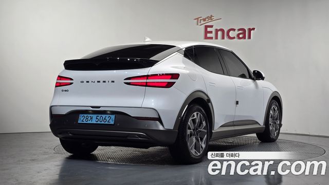 Genesis GV60 Standard - фото 1