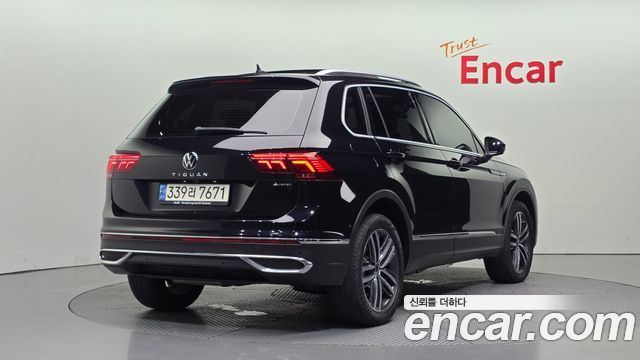 Volkswagen Tiguan 2-го поколения 2.0 TDI 4Motion Prestige - фото 1