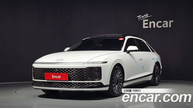 Hyundai Grandeur GN7 2,5 Gasoline 2WD Calligraphy - фото 0