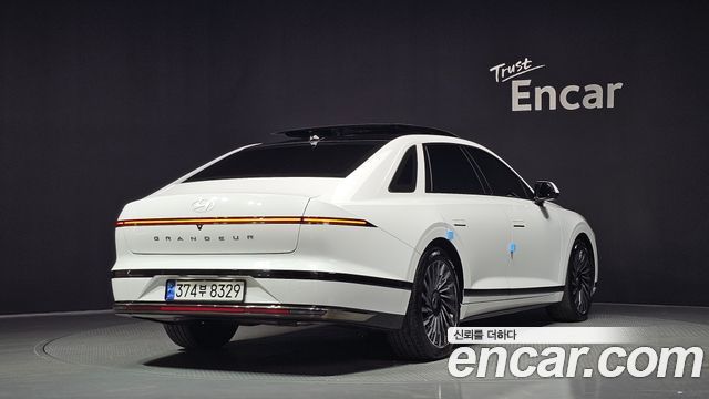 Hyundai Grandeur GN7 2,5 Gasoline 2WD Calligraphy - фото 1