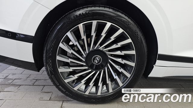 Hyundai Grandeur GN7 2,5 Gasoline 2WD Calligraphy - фото 4
