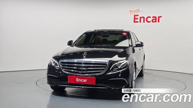 Mercedes-Benz E-Class W213 E300 4MATIC Exclusive - фото 2