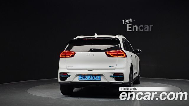 Kia Niro EV Noblesse - фото 3