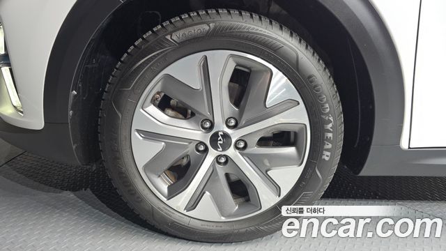 Kia Niro EV Noblesse - фото 4