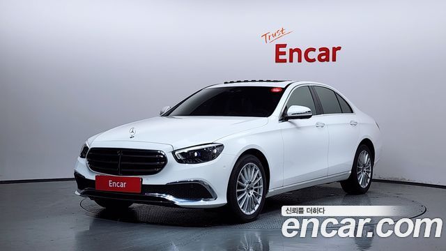 Mercedes-Benz E-Class W213 E250 Exclusive - фото 0
