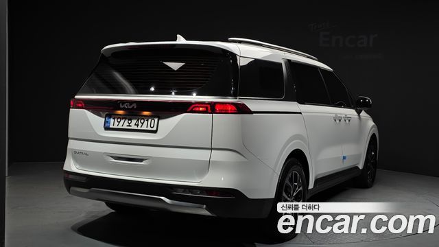 Kia Carnival 4-го поколения 9-Seater Noblesse - фото 1