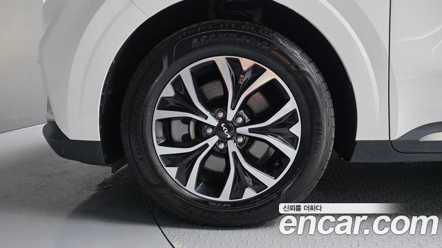 Kia Carnival 4-го поколения 9-Seater Noblesse - фото 4