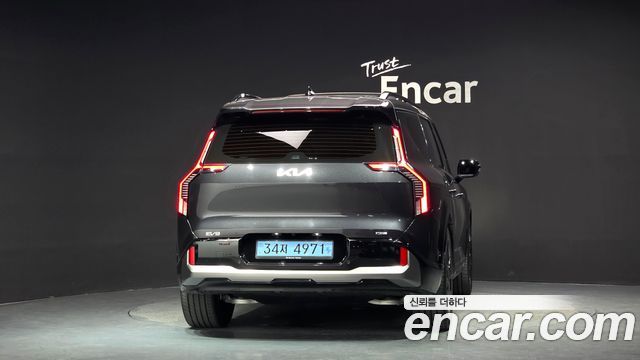 Kia EV9 Long Range 4WD GT Line - фото 3