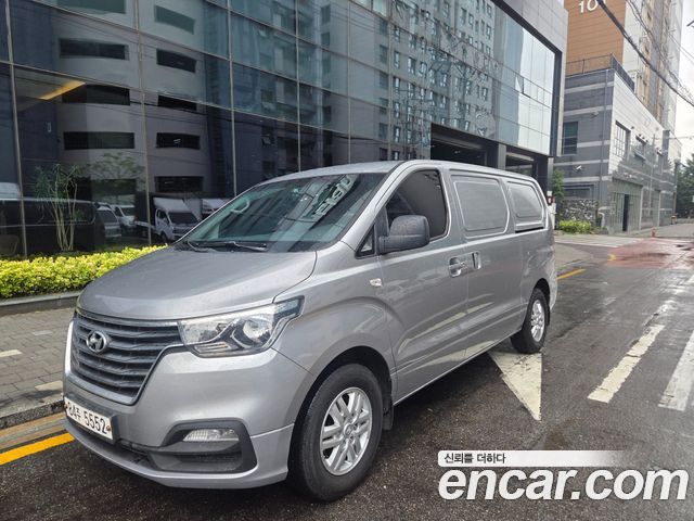 Hyundai Starex Новый Van 3-Seater LPi Smart - фото 0