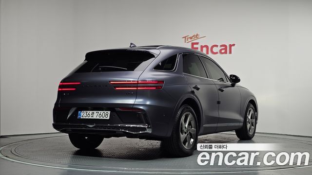 Genesis GV70 2.5T Gasoline AWD - фото 1